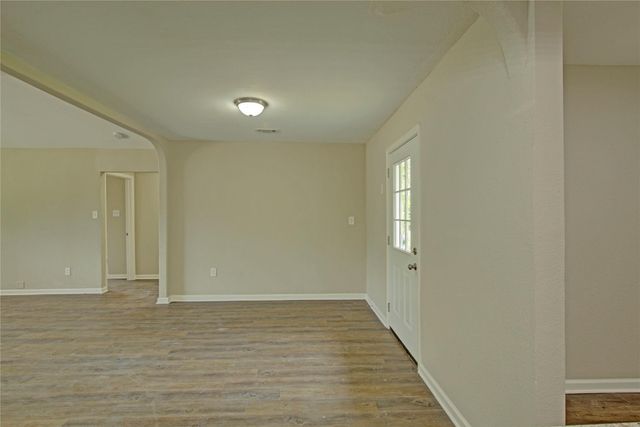 5406 Bataan Road, Houston, TX 77033