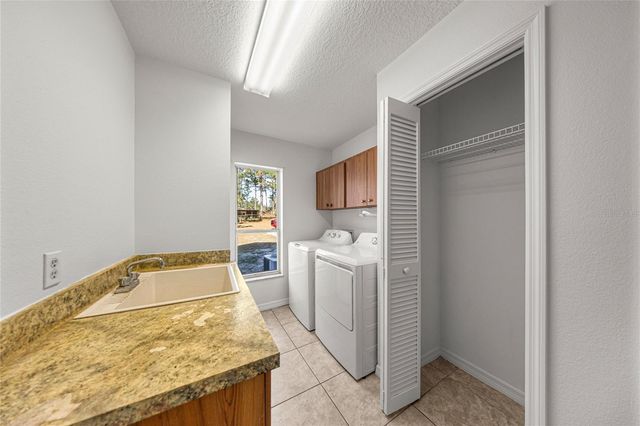 9600 N HOLYOAK TERRACE, Dunnellon, FL 34433