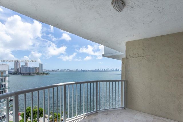 1420 Brickell Bay Dr 1604B, Miami, FL 33131