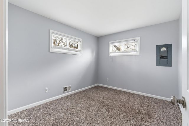 39 Harborage Avenue, Bayville, NJ 08721