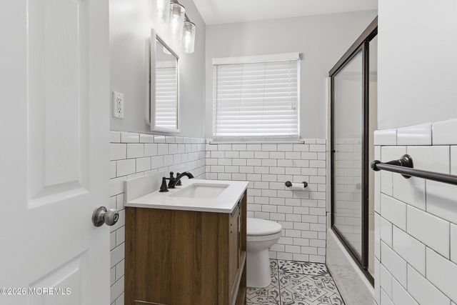 39 Harborage Avenue, Bayville, NJ 08721