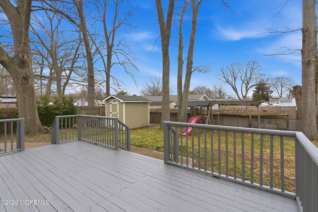 39 Harborage Avenue, Bayville, NJ 08721