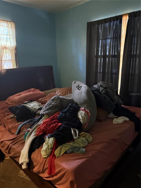 Image 6 of property listing at 1540 TILLEY AVENUE, Clearwater, FL 33756