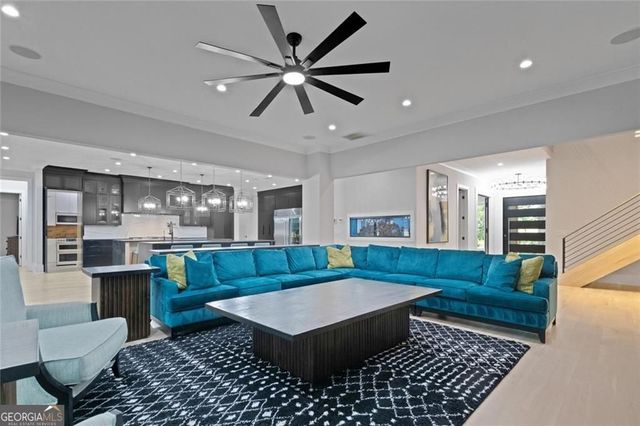 365 Cagle Road, Roswell, GA 30075