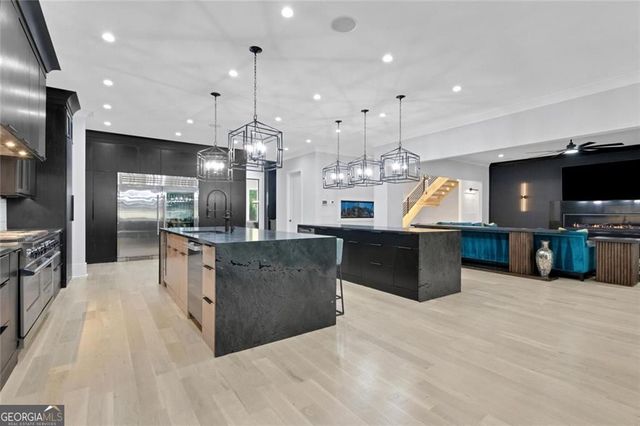 365 Cagle Road, Roswell, GA 30075