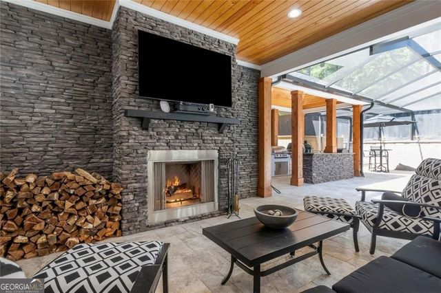 365 Cagle Road, Roswell, GA 30075