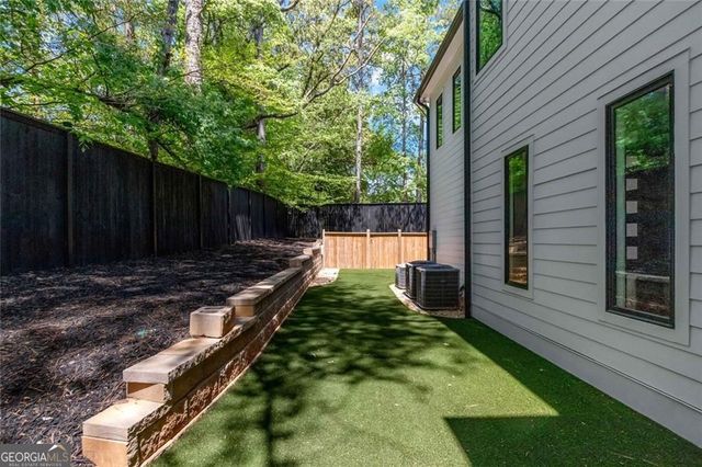 365 Cagle Road, Roswell, GA 30075
