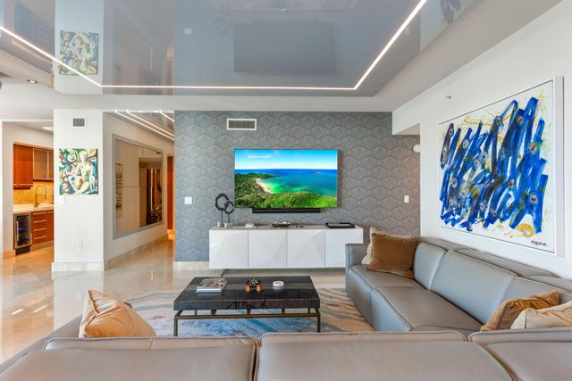 3101 S Ocean Drive 901, Hollywood, FL 33019