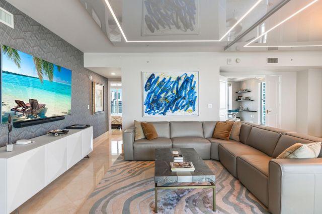 3101 S Ocean Drive 901, Hollywood, FL 33019