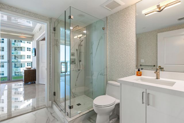 3101 S Ocean Drive 901, Hollywood, FL 33019