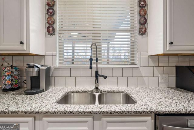 7905 Brewton Creek Drive, Cumming, GA 30028