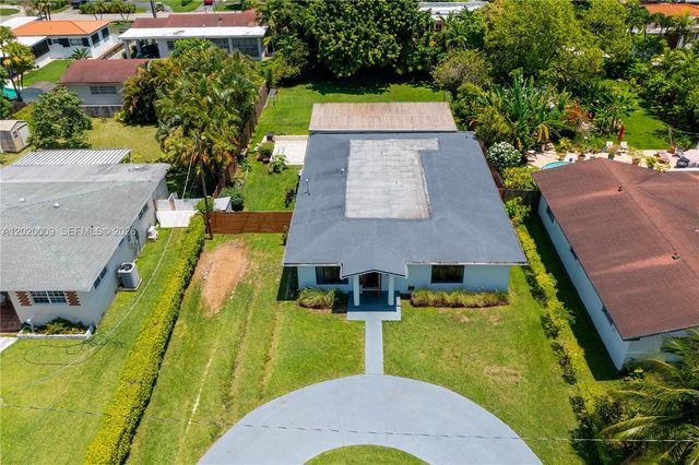 465 NE 112th St, Miami, FL 33161