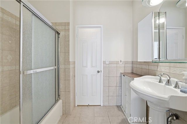 1338 Amherst 102, Los Angeles, CA 90025