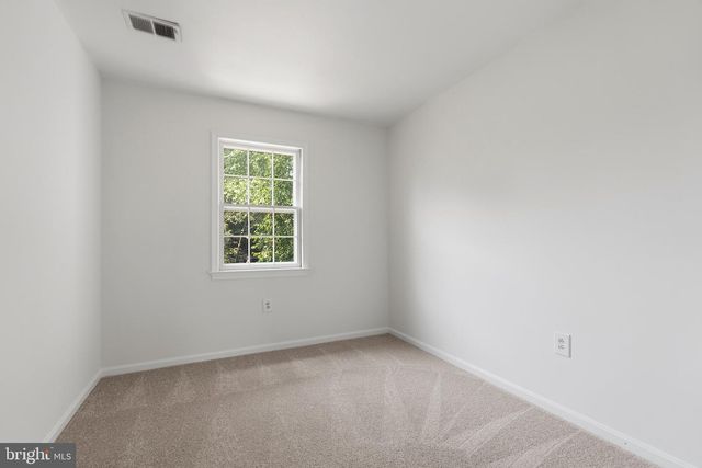 1306 COMMONWEALTH AVE, Alexandria, VA 22301