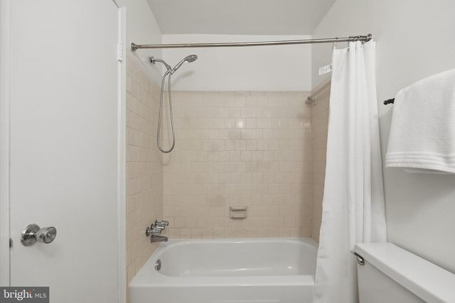 1306 COMMONWEALTH AVE, Alexandria, VA 22301
