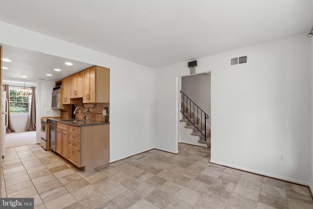 1306 COMMONWEALTH AVE, Alexandria, VA 22301