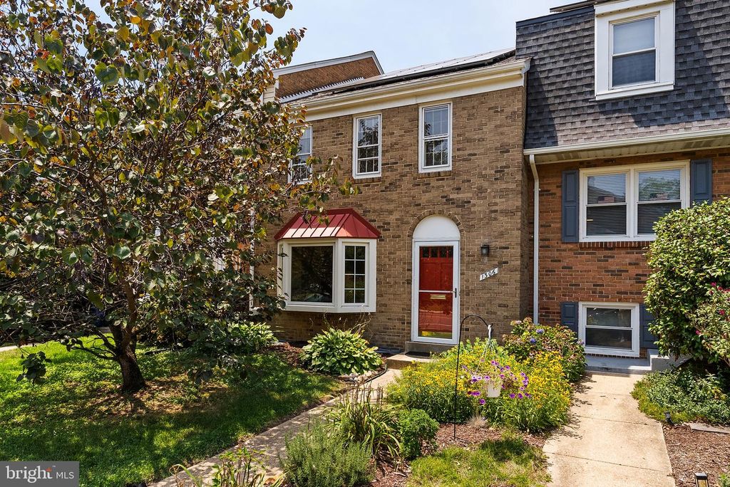 1306 COMMONWEALTH AVE, Alexandria, VA 22301