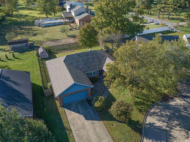 5830 Oak Ridge Drive, Evansville, IN 47711