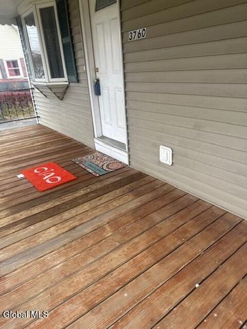 3760 Albany Street, Niskayuna, NY 12304