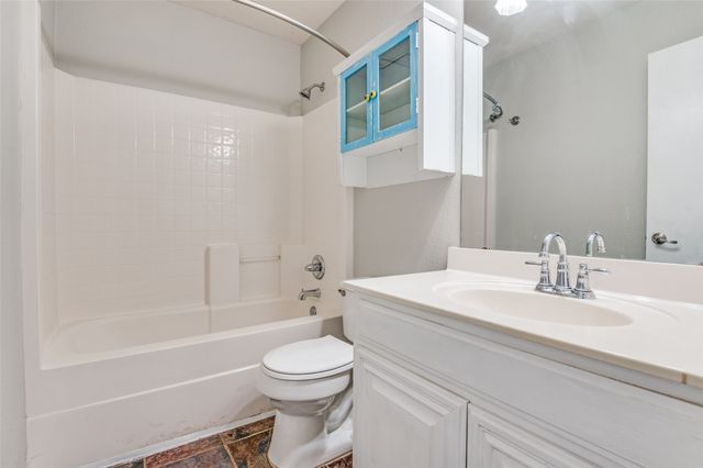 4418 Shady Elm Drive, Mansfield, TX 76063