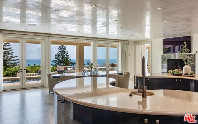 6051 Philip Avenue, Malibu, CA 90265