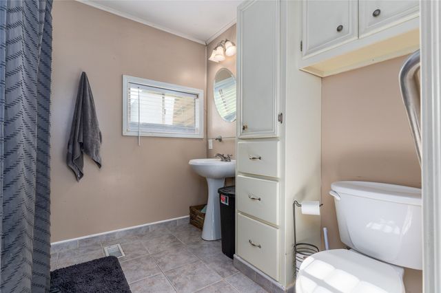 15380 S 177th West Avenue, Kellyville, OK 74039