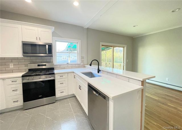 829 W Boston Post Road 3, Mamaroneck, NY 10543