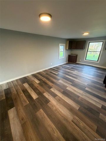 19294 Houghton Street, Detroit, MI 48219