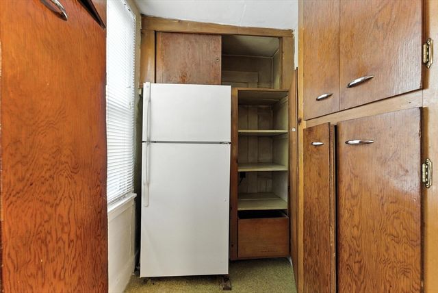 112 Grape St, Chicopee, MA 01013