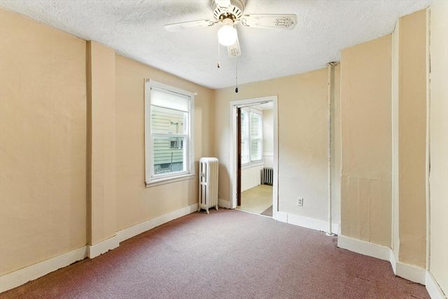 112 Grape St, Chicopee, MA 01013