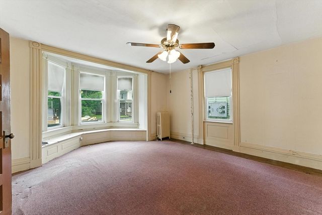 112 Grape St, Chicopee, MA 01013