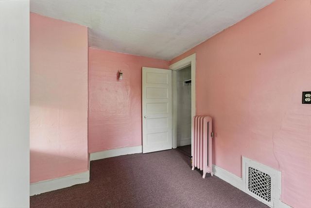 112 Grape St, Chicopee, MA 01013