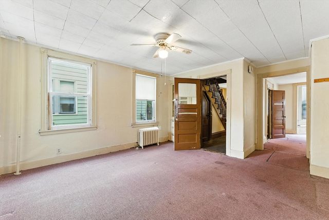 112 Grape St, Chicopee, MA 01013