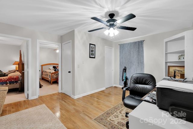 424 N Center Street, Oakboro, NC 28129