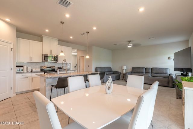 210 Eagle Harbor Way, Daytona Beach, FL 32124
