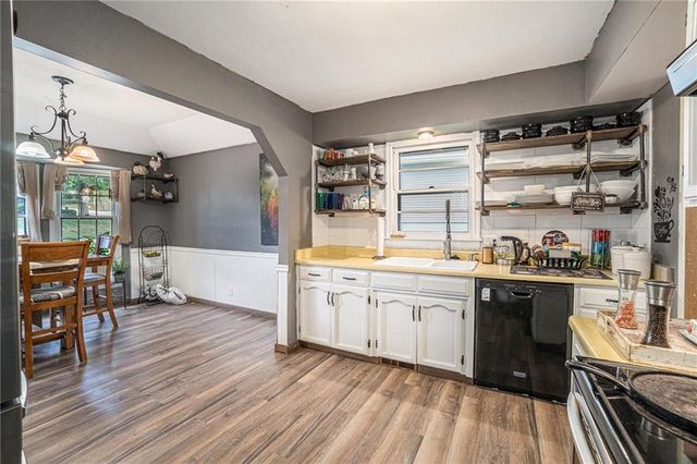 609 Thomas Drive, Platte City, MO 64079