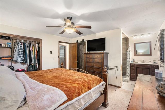 609 Thomas Drive, Platte City, MO 64079