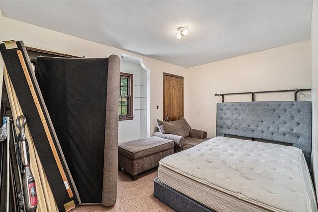 609 Thomas Drive, Platte City, MO 64079