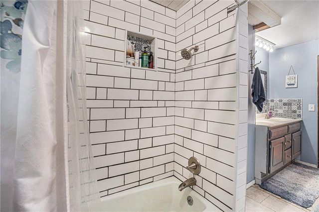 609 Thomas Drive, Platte City, MO 64079