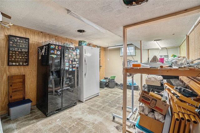 609 Thomas Drive, Platte City, MO 64079