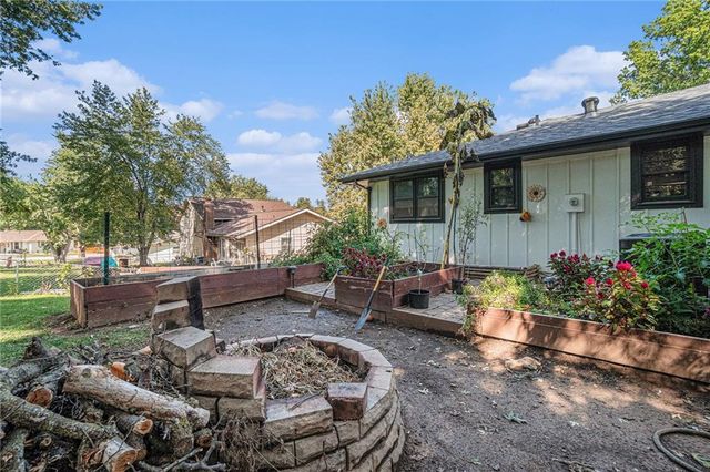 609 Thomas Drive, Platte City, MO 64079