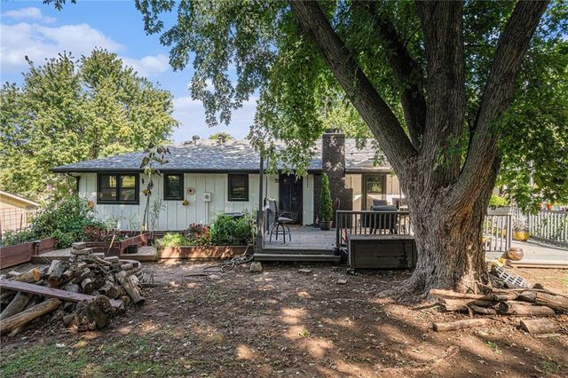 609 Thomas Drive, Platte City, MO 64079