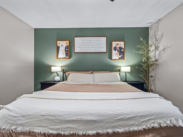 209 Falling Leaf Court, Jacksonville, NC 28540