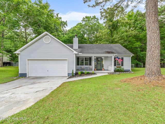 209 Falling Leaf Court, Jacksonville, NC 28540