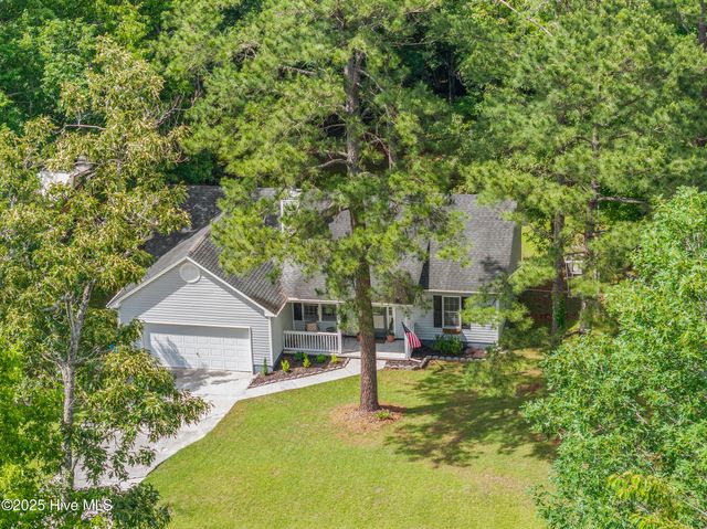 209 Falling Leaf Court, Jacksonville, NC 28540