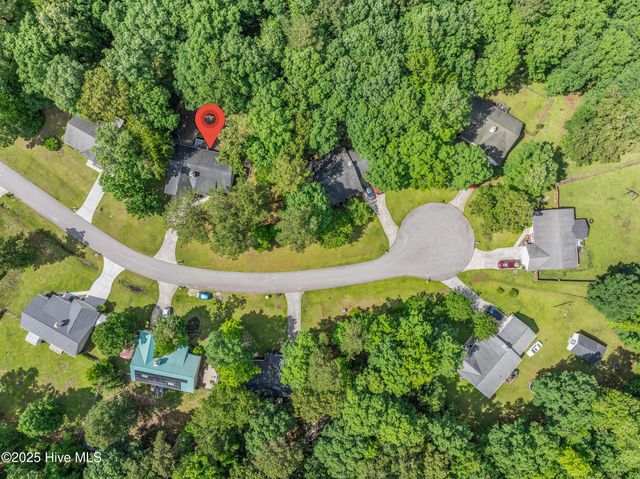 209 Falling Leaf Court, Jacksonville, NC 28540