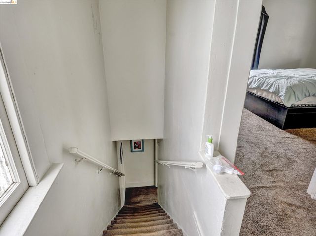 820 52nd St, Oakland, CA 94608