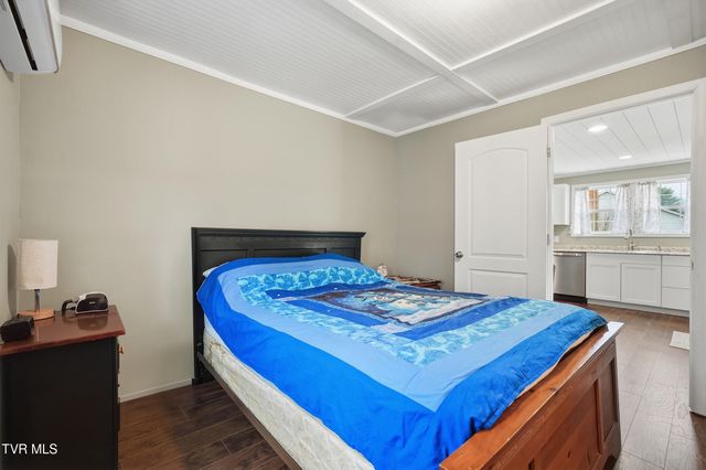 327 West Highland Street, Gate City, VA 24251