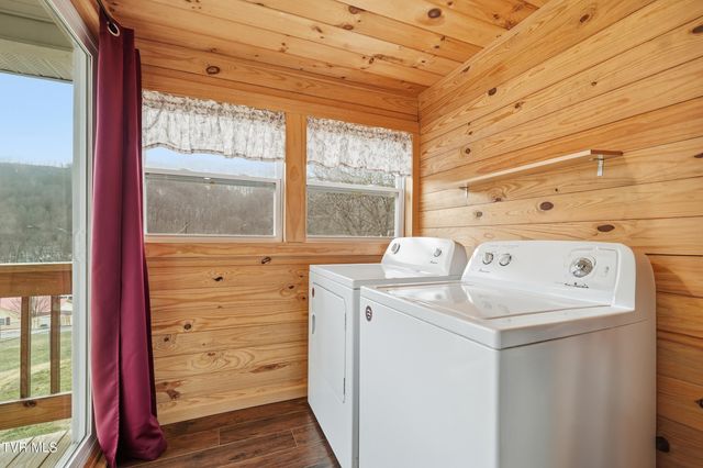 327 West Highland Street, Gate City, VA 24251