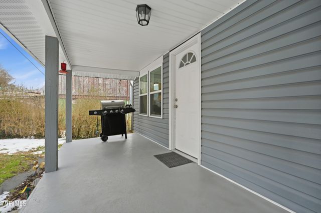 327 West Highland Street, Gate City, VA 24251